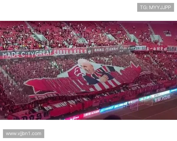 波尔图球迷巨幅TIFO讽刺穆里尼奥引热议