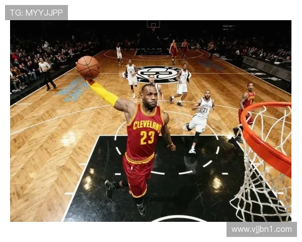 詹皇里夫斯默契升级 空接暴扣惊艳全场 詹皇里夫斯默契升级 空接暴扣惊艳全场